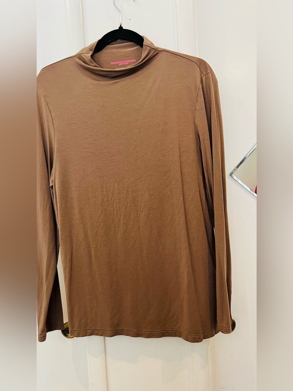 Christian Siriano Taupe Long Sleeve Mock Neck Top size XL 
Stretchy soft